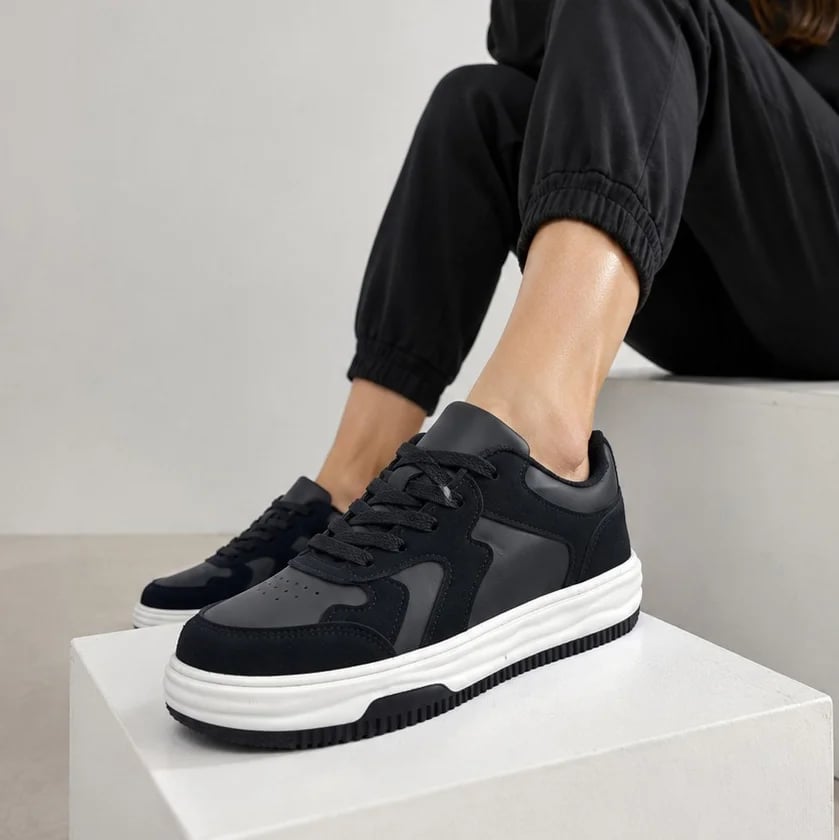 Bağcıklı Siyah Zenne Spor Sneaker - Renk: Siyah - Fotoğraf 1 / 3