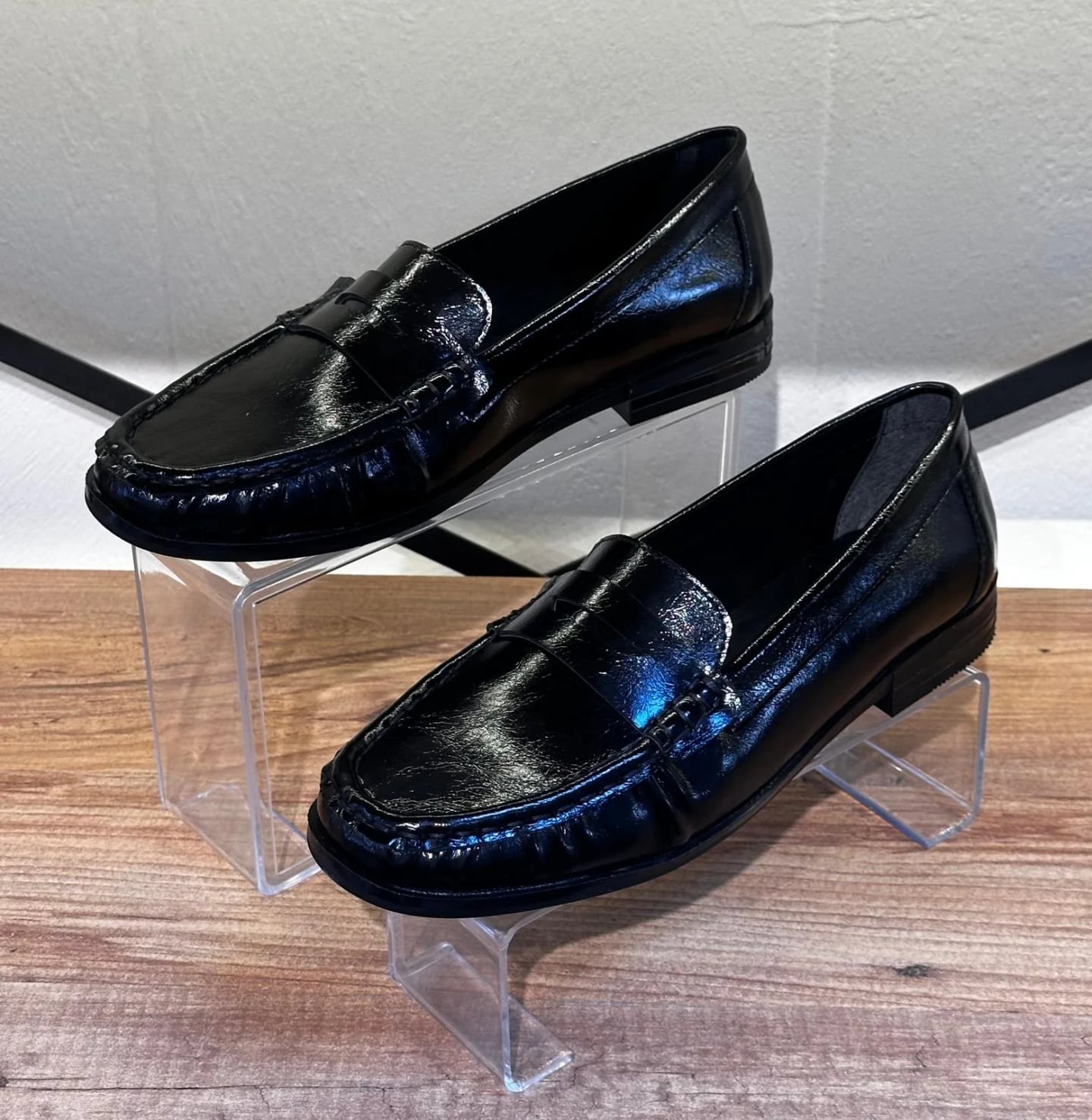 Kadın Casual - Siyah - Slip-On - Pratik Giyilebilir Rahat Tasarım - Konforlu Kullanım - 2026 Kış Sezonu Toptan Yeni Sezon - Renk: Siyah - Fotoğraf 2 / 5